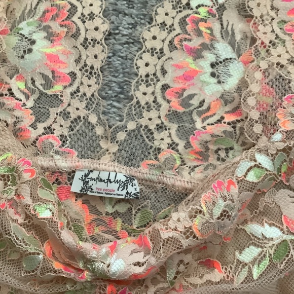 New Free People Garden Party Floral Lace Crop Top - Picture 8 of 9
